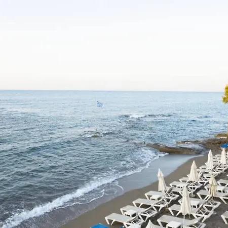 Beachfront Penthouse Studio * Hersonissos (Crete)