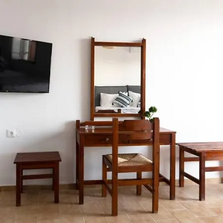 Beachfront Penthouse Studio Apartman Herszonisszosz